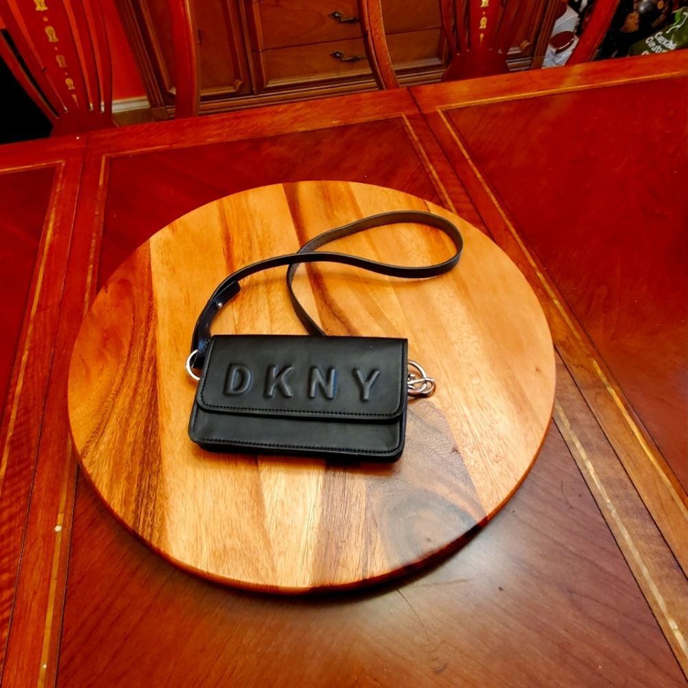 DKNY MINI SHOULDER MINI BAG